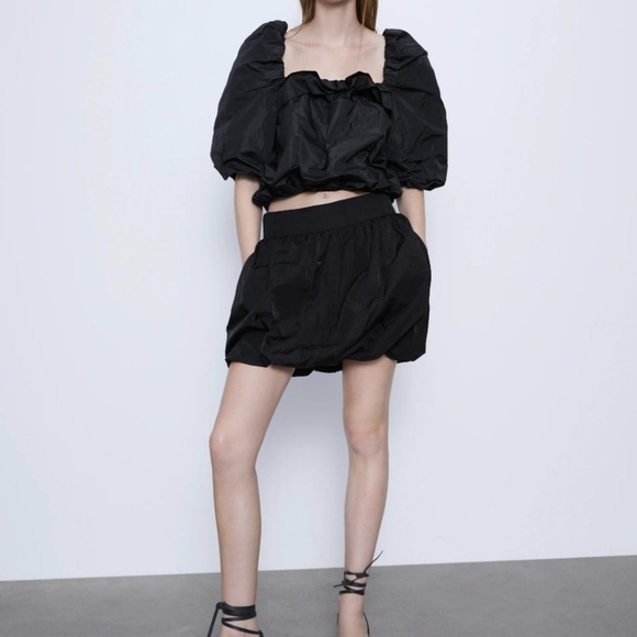 🔥LOW Zara TRF Mini BUBBLE Hem Skirt - Picture 3 of 4